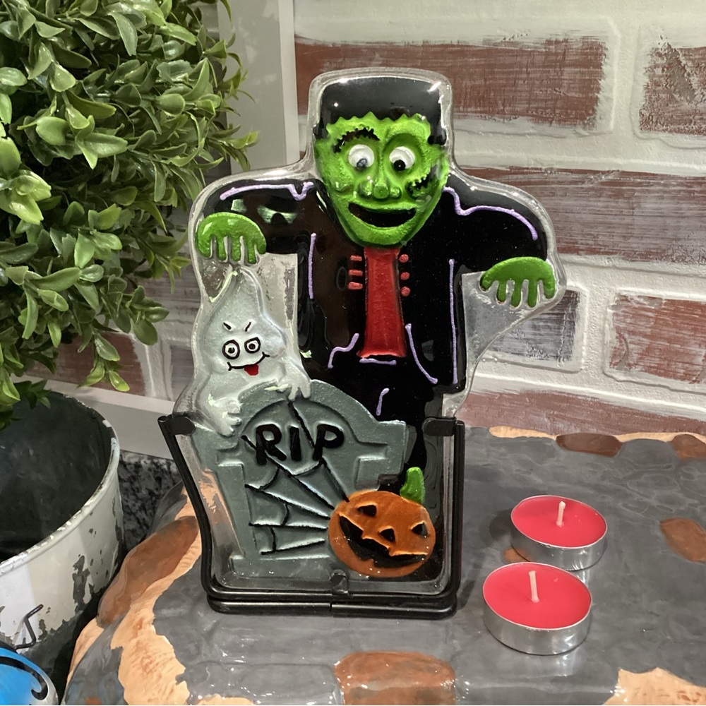 🟢 “3/$15” - Halloween Candle Decor - “RIP” - With 2 Tea Candles - Cute